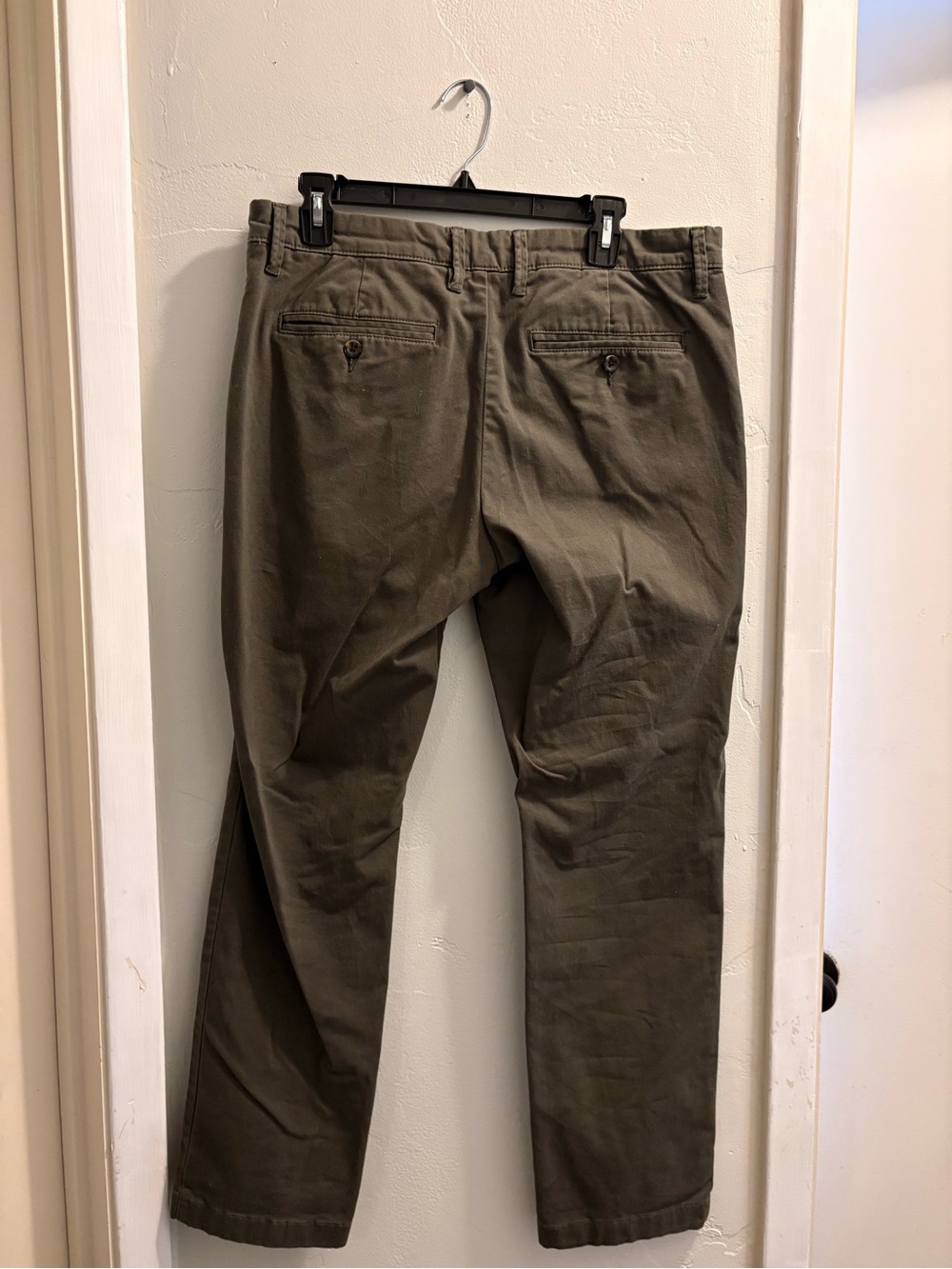 Men’s Green Pants - Picture 3 of 7
